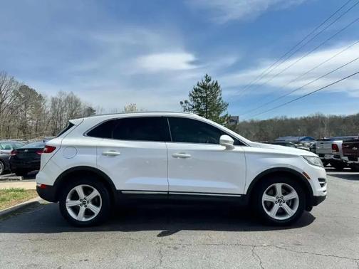 White Platinum Metallic Tri-Coat 2015 Lincoln MKC Base