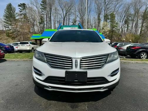 White Platinum Metallic Tri-Coat 2015 Lincoln MKC Base