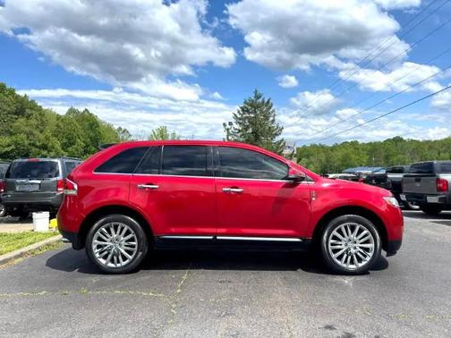 2012 Lincoln MKX Base