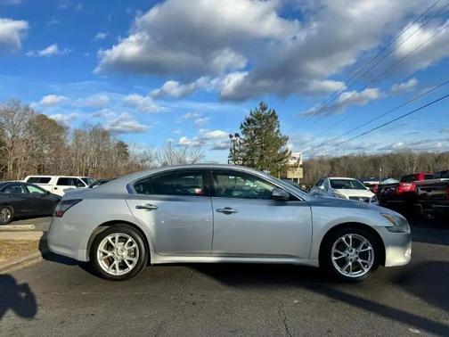 2012 Nissan Maxima SV