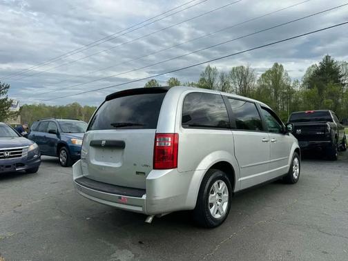 2010 Dodge Grand Caravan SE