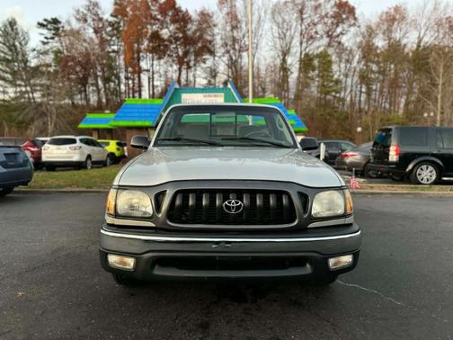 2004 Toyota Tacoma Base