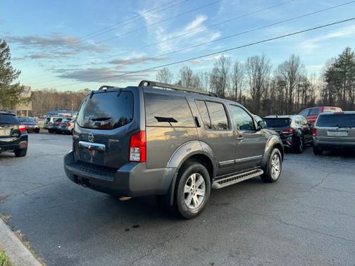 2011 Nissan Pathfinder Silver