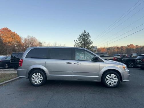 2016 Dodge Grand Caravan AVP/SE