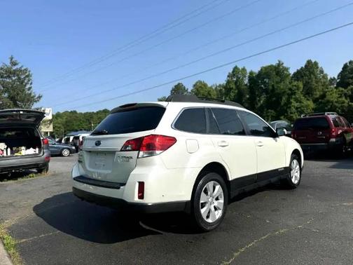 2010 Subaru Outback 2.5 i Limited