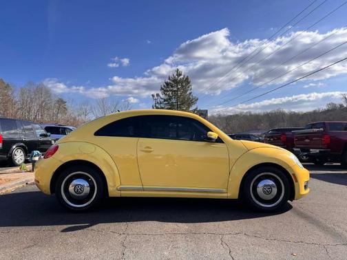 2012 Volkswagen Beetle 2.5L