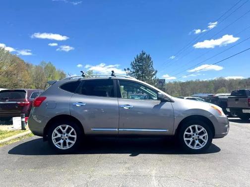 2012 Nissan Rogue SV w/SL Pkg