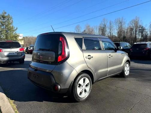 2016 Kia Soul Base