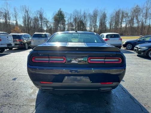 2017 Dodge Challenger SXT
