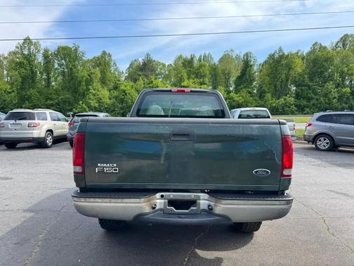 Dark Highland Green Clearcoat Metallic 2002 Ford F-150 XL