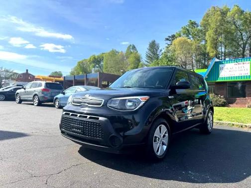 2016 Kia Soul Base