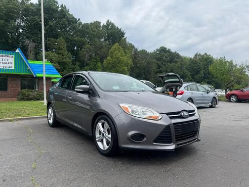 Sterling Gray Metallic 2013 Ford Focus SE