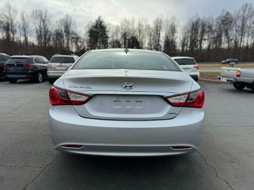 2013 Hyundai SONATA Limited