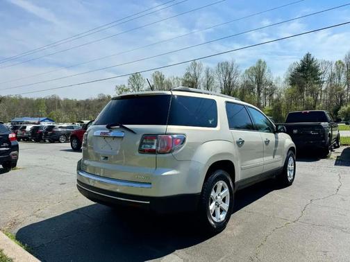 Gold 2014 GMC Acadia SLE-2