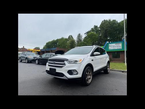 White Platinum Metallic Tri-Coat 2018 Ford Escape Titanium