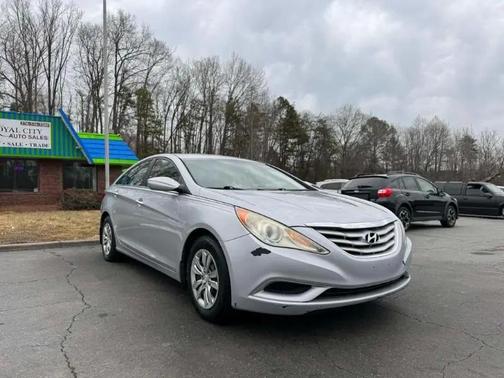 2011 Hyundai SONATA GLS