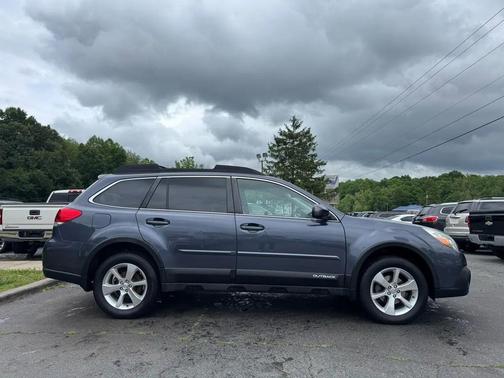 Gray 2014 Subaru Outback 2.5i Limited