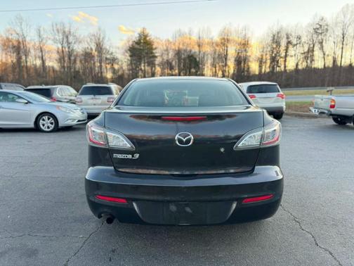 2013 Mazda Mazda3 i SV
