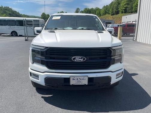 STAR WHITE METALLIC TRICOAT 2024 Ford F-150 PLATINUM