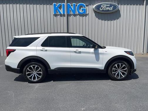 STAR WHITE MET TRI-COAT 2025 Ford Explorer ST-LINE