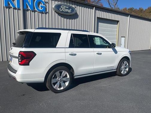 2022 Ford Expedition PLATINUM