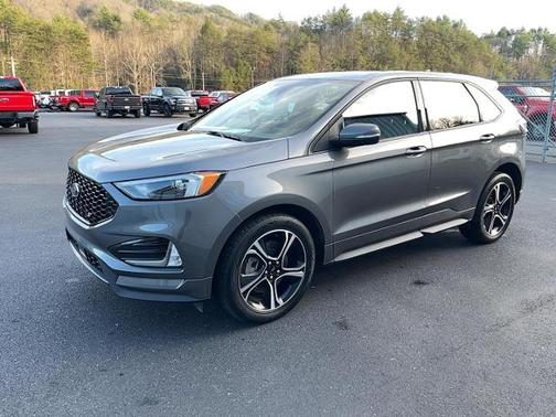 2024 Ford Edge ST