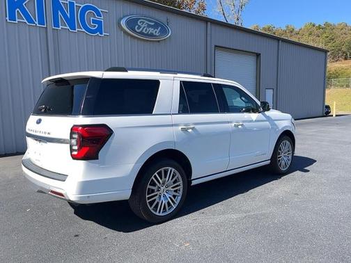 2024 Ford Expedition PLATINUM