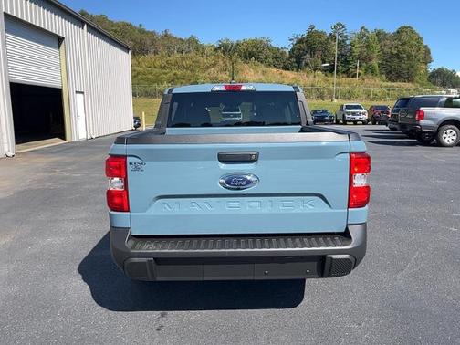 2023 Ford Maverick XL