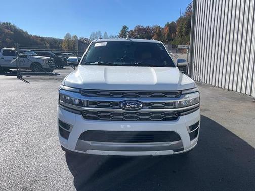 2024 Ford Expedition PLATINUM