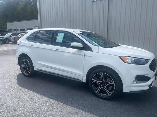 2022 Ford Edge ST