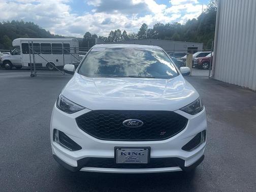 2022 Ford Edge ST