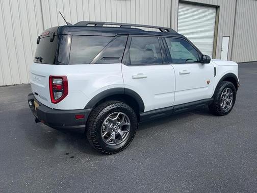 OXFORD WHITE 2024 Ford Bronco Sport BADLANDS