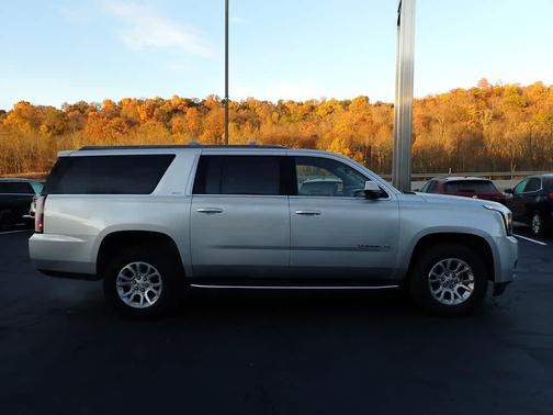 2019 GMC Yukon XL SLT