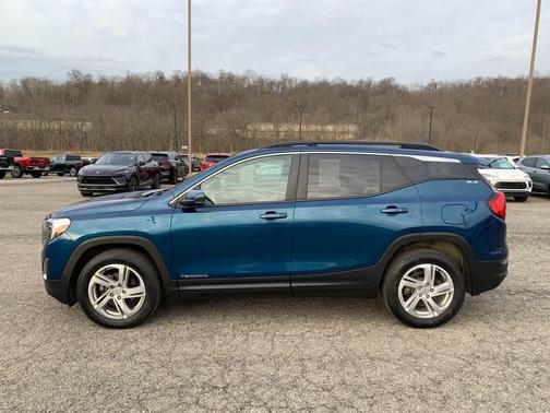 Blue Emerald Metallic 2021 GMC Terrain SLE