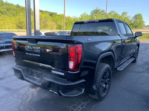 Onyx Black 2021 GMC Sierra 1500 Elevation