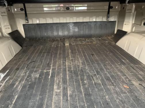 Desert Sand Metallic 2022 GMC Sierra 1500 Elevation