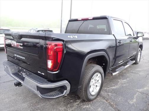 2022 GMC Sierra 1500 SLE