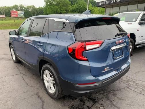 Downpour Metallic 2024 GMC Terrain SLE