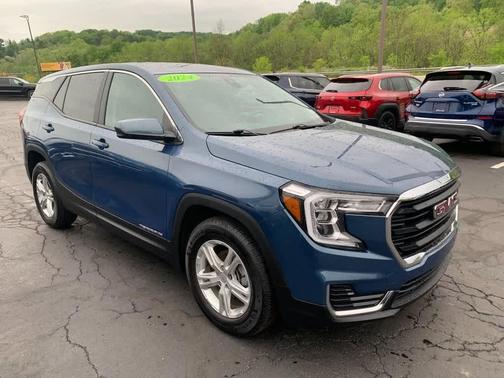 Downpour Metallic 2024 GMC Terrain SLE
