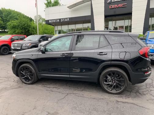 Ebony Twilight Metallic 2023 GMC Terrain SLE