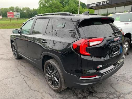 Ebony Twilight Metallic 2023 GMC Terrain SLE