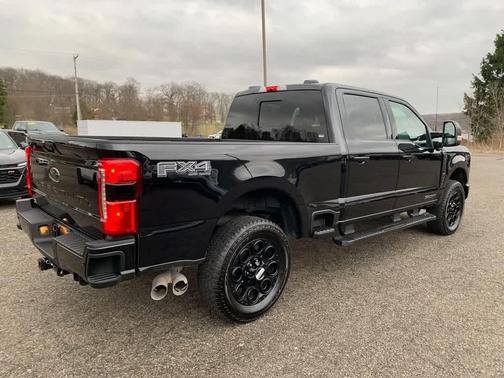 Agate Black 2024 Ford F-350 Lariat