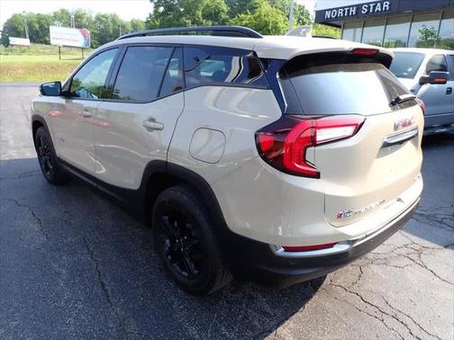 2022 GMC Terrain AT4