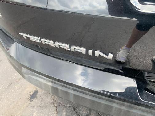 Ebony Twilight Metallic 2022 GMC Terrain SLE