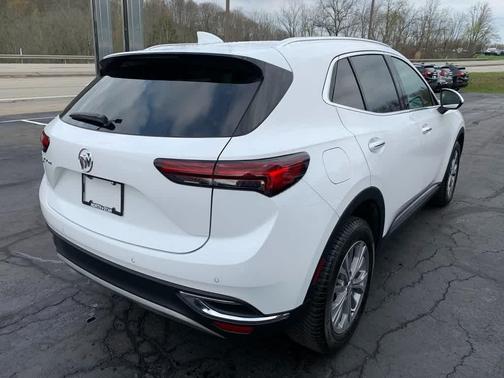Summit White 2022 Buick Envision Preferred