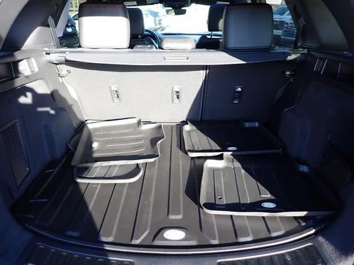 2023 Land Rover Discovery Sport SE R-Dynamic