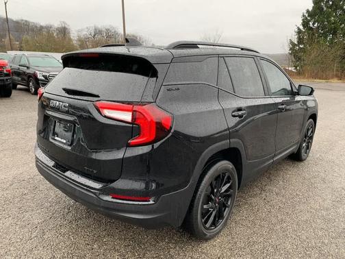 Ebony Twilight Metallic 2023 GMC Terrain SLE