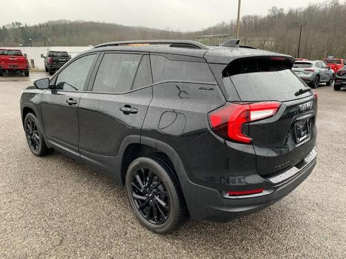 Ebony Twilight Metallic 2023 GMC Terrain SLE