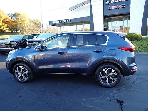 2022 Kia Sportage LX