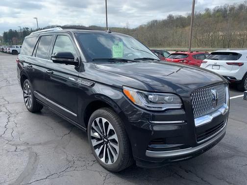 Starlight Gray 2024 Lincoln Navigator Reserve